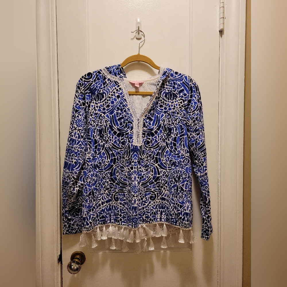 Lilly Pulitzer Hoodie in Navy Taverna Tile Print Size Small